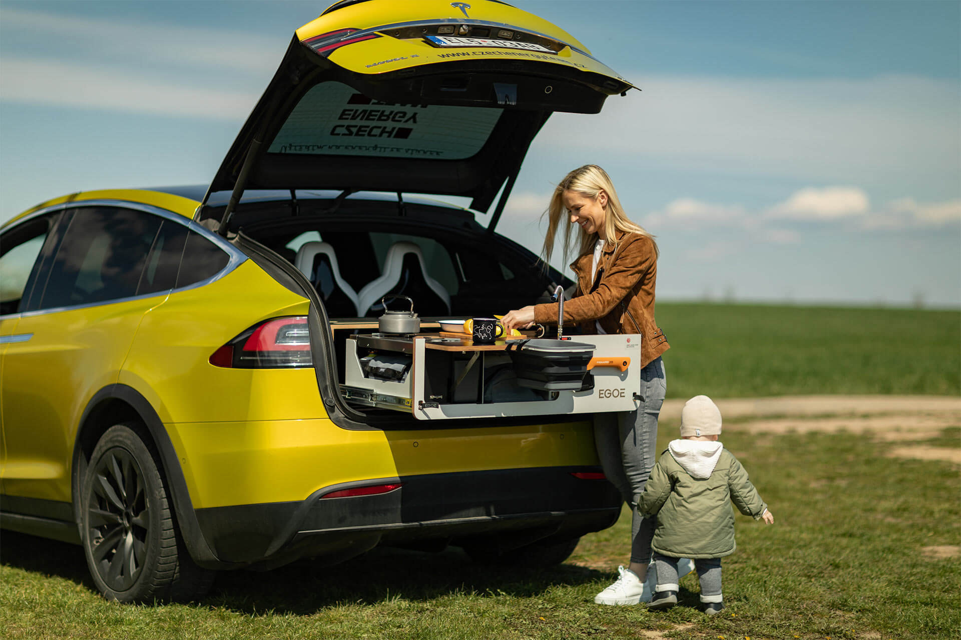 Nestbox Camper NST 200 Tesla X